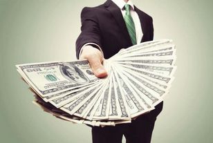 CFA年薪多少,CFA职业前景如何,CFA证书含金量如何